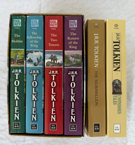 Tolkien boxed set - tolkien,
