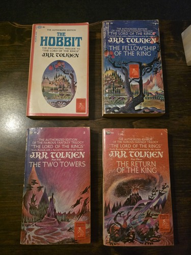 Vintage tolkien ballantine - vintage,