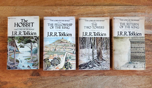 Tolkien lord of - tolkien,